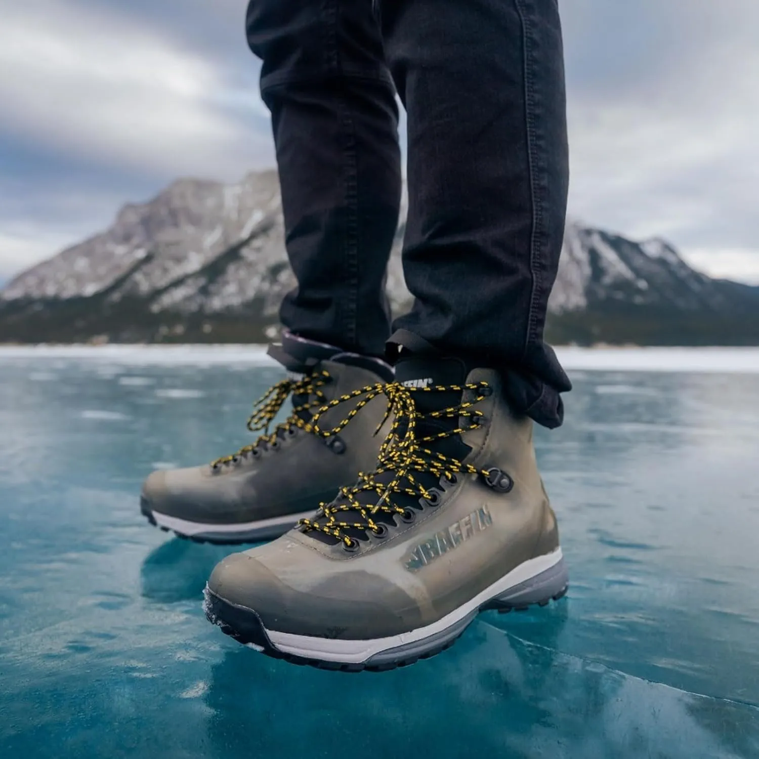 Baffin Men's BOREALIS Boots | Waterproof Vegan Winter Sport Hiking Boots with Removable Insulated Liner | Snowshoe Compatible