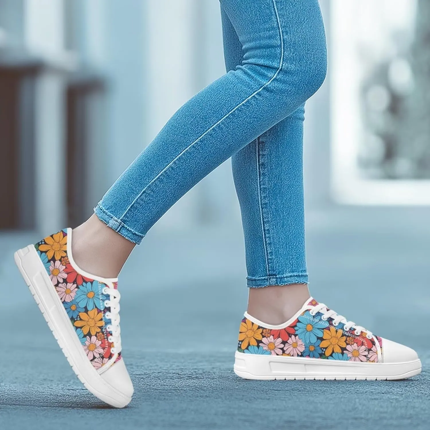 Canvas Shoes for Women Low Top Lace Up Tennis Shoes Girls Fashion Comfortable Sneakers Classic Casual Sneakers