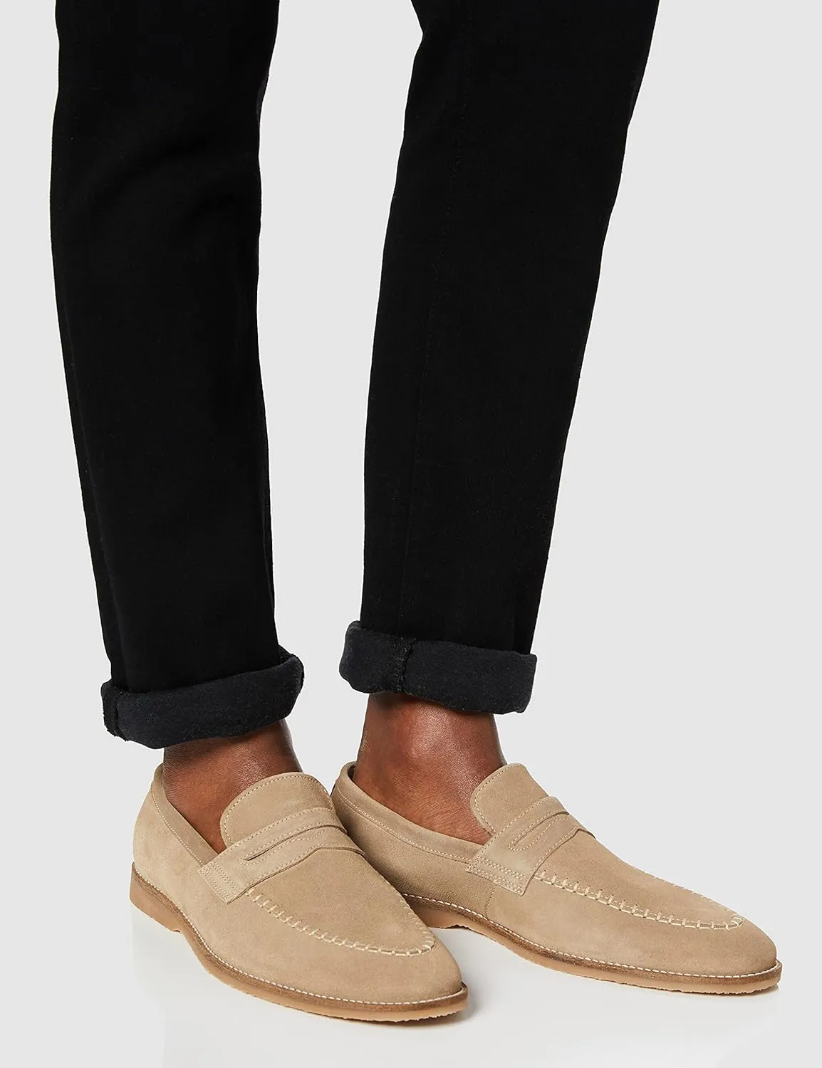 find. Men's Amz155 Loafers