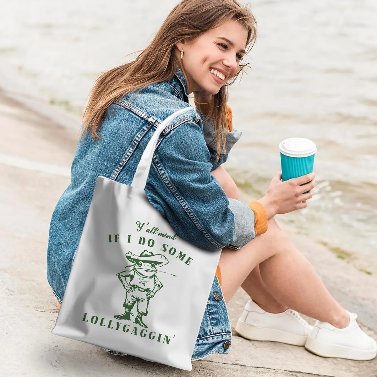 Funny Raccoon Tote Bag Cute Frogs Western Stuff Raccoon Frog Gifts for Women Friend Reusable Grocery Bags for Camping