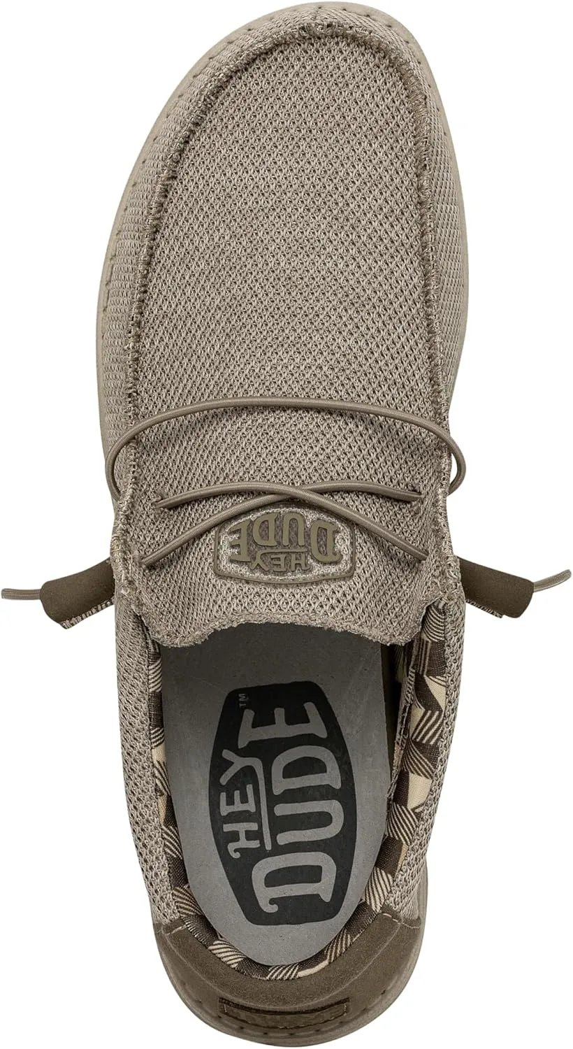 Hey Dude unisex-adult Wally Sox