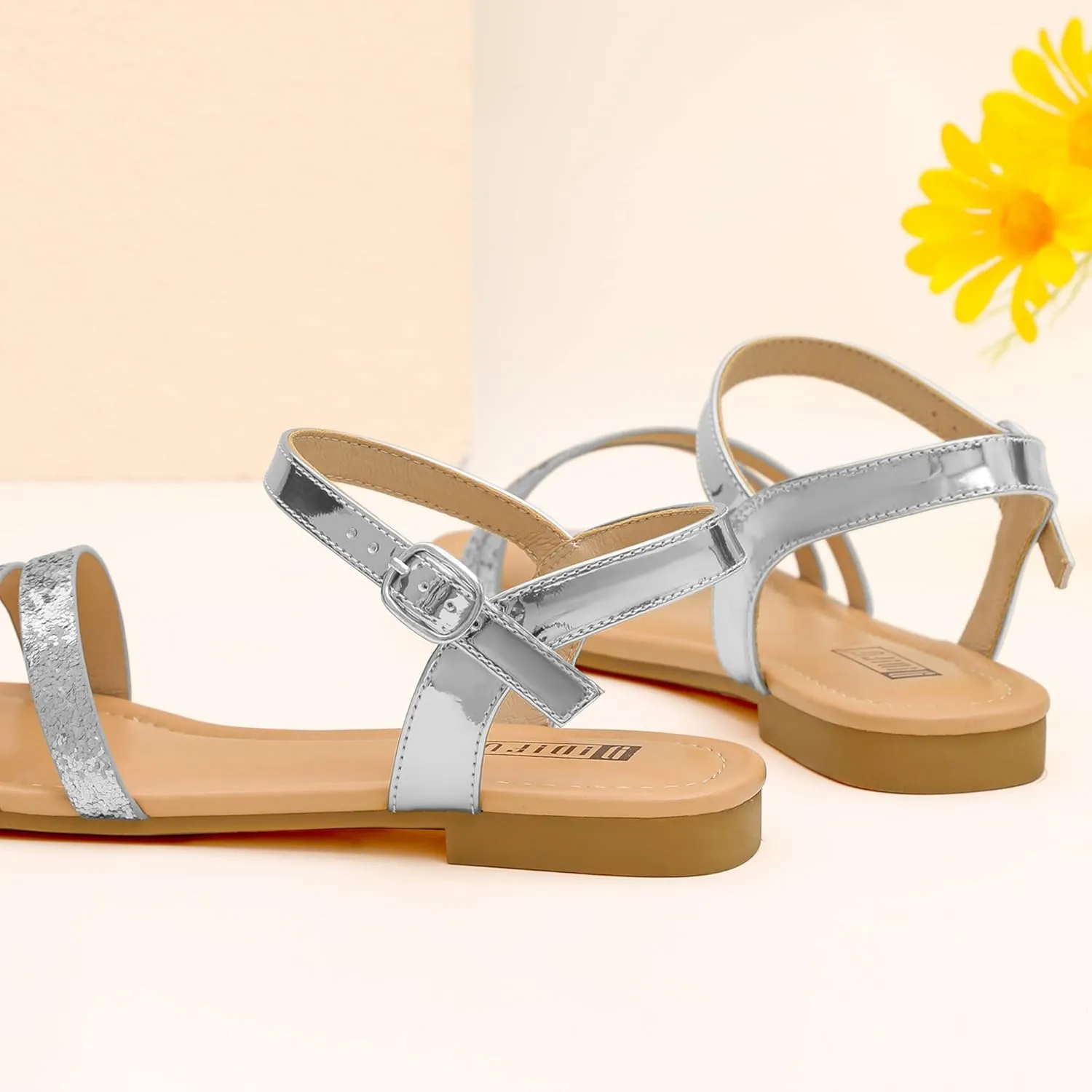 IDIFU Women's Flat Sandals Dressy Summer Strappy Sandals Open Toe Slingback Ankle Strap Dress Sandals with Two Toe Strap Wedding Prom Beach Bride Bridesmaid Sandals Comfortable Fashion Cute Sandals