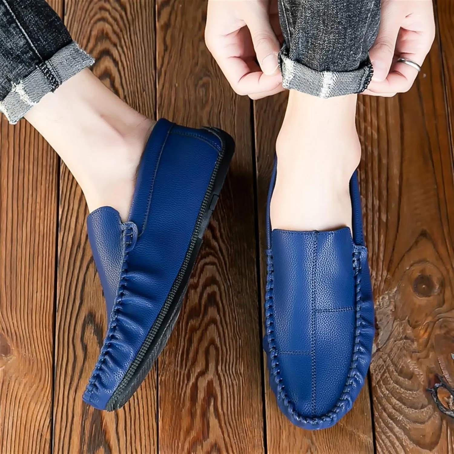 Men's Vegan Leather Loafers – Slip-On Moccasins with Stitching Details, Anti-Slip Sole, Comfortable and Classic for Parties