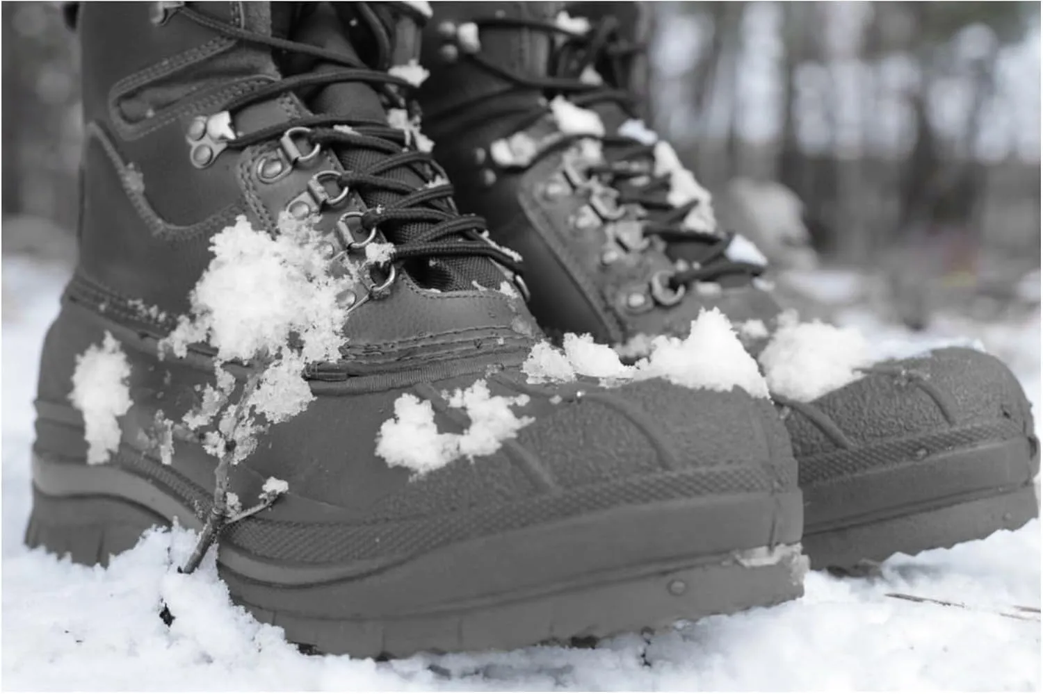 Rothco Black Extreme Cold Weather Hiking Boots - 600 Gram Thermoblock Insulation Winter Waterproof Boots
