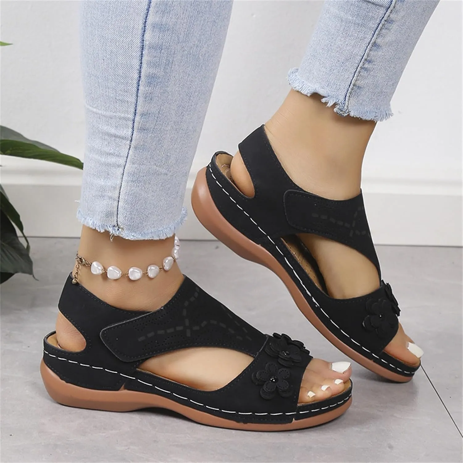 Women Sandals Summer Large Retro Casual Flower Slope Heel Beach Lightweight Fashionable Solid Color Shoes Slides