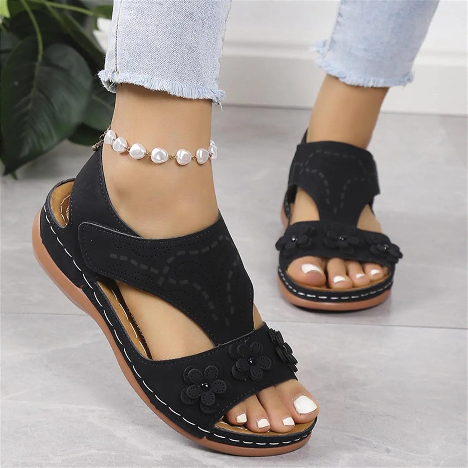 Women Sandals Summer Large Retro Casual Flower Slope Heel Beach Lightweight Fashionable Solid Color Shoes Slides