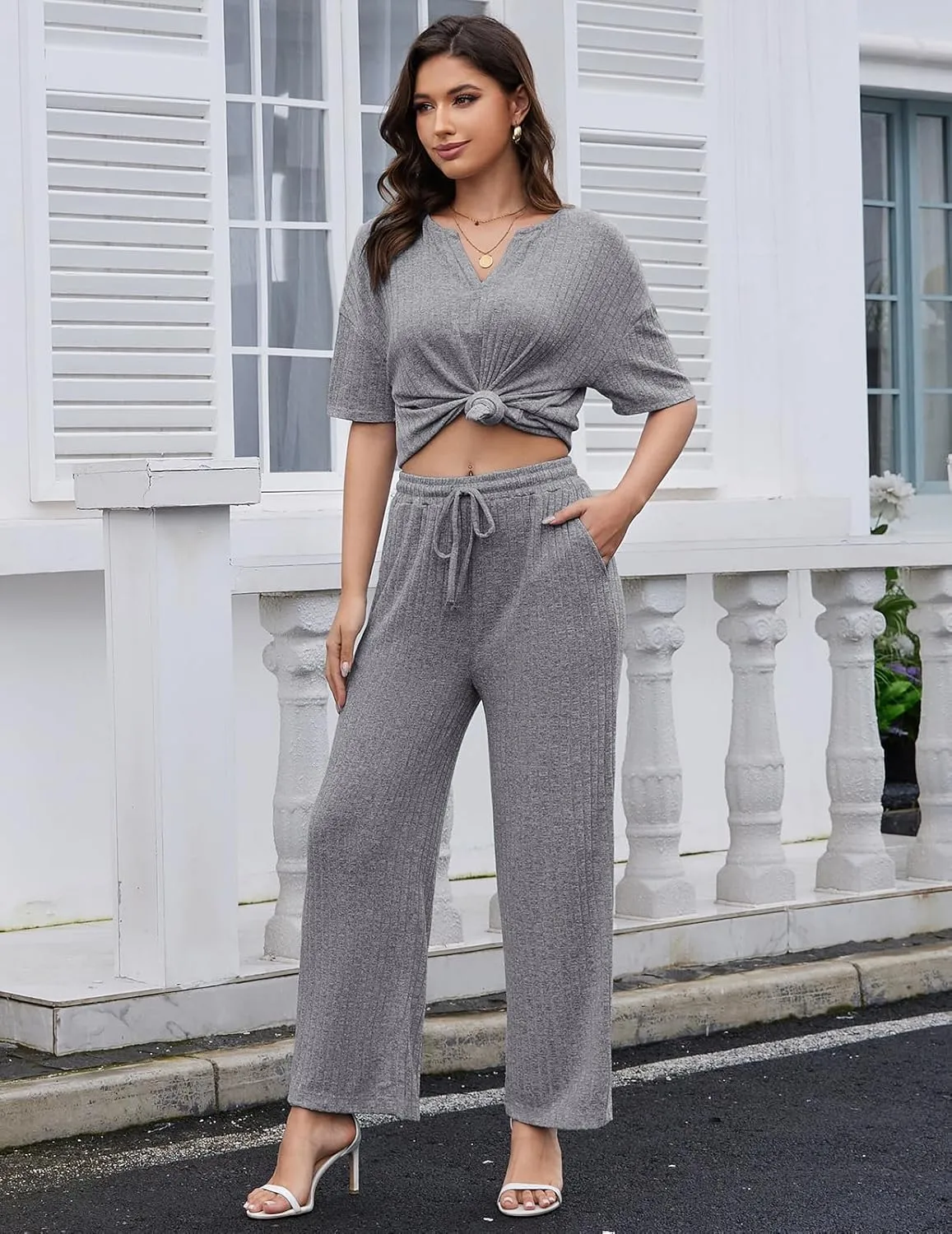 Women's 2 Piece Outfits 2025 Pullover Tops and Wide Leg Pants Lounge Sets Sweatsuits Set with Pockets