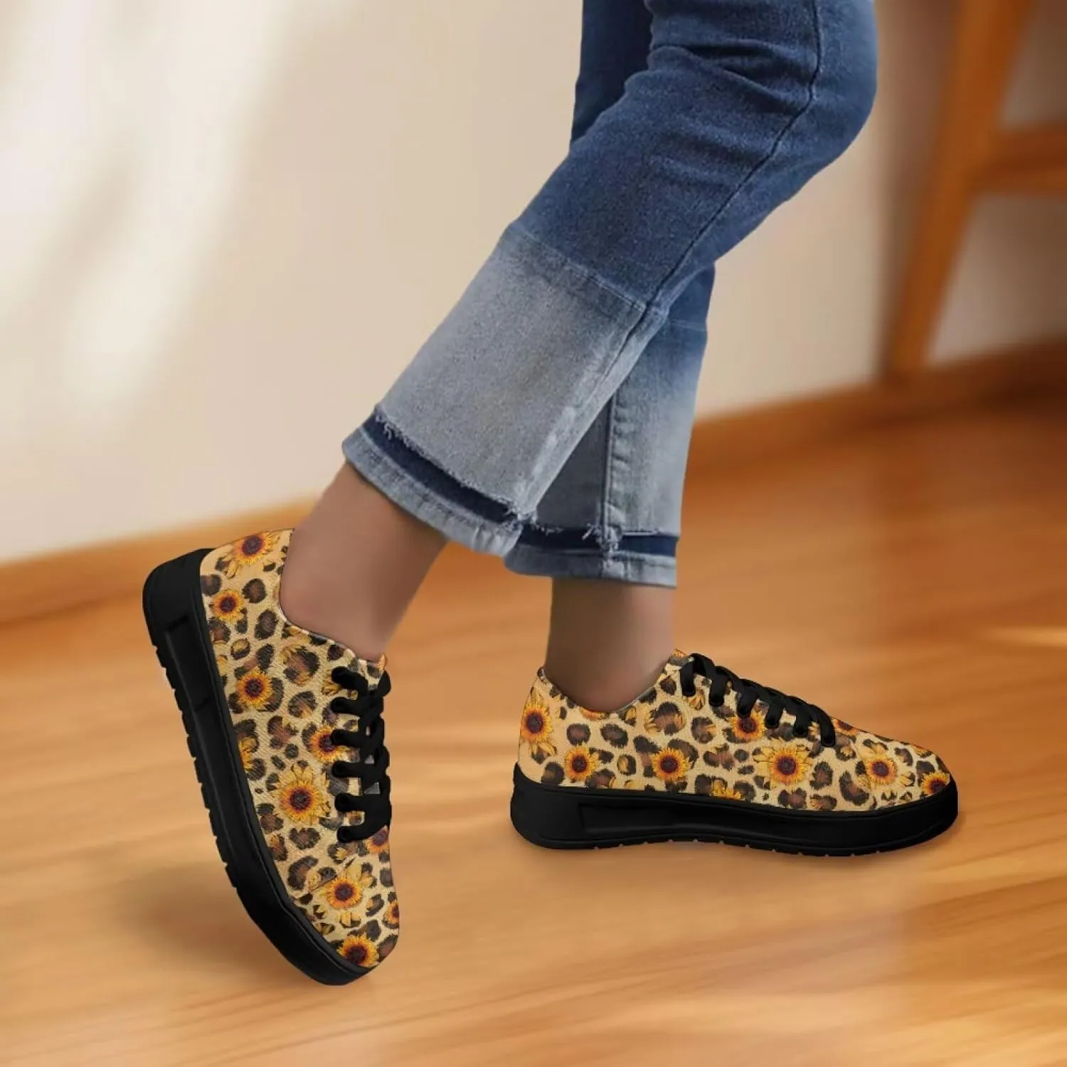 Women's Casual Canvas Sneakers Comfortable Low Top Walking Shoes Classic Lightweight Tennis Shoes Fashion Sneakers