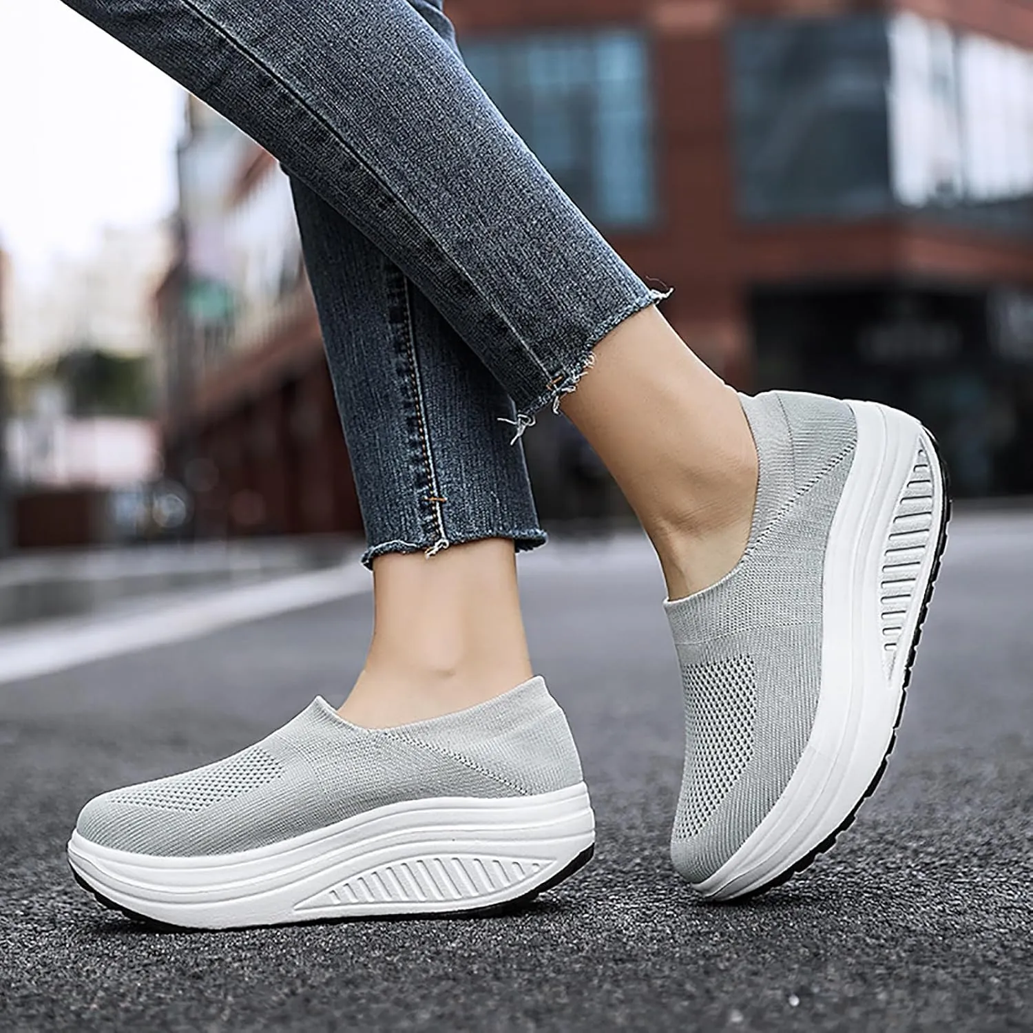 Women's Knitted Platform Slip On Walking Sneakers,Comfort Lightweight Arch Support Non Slip Casual Mesh Breathable Workout Work Shoes