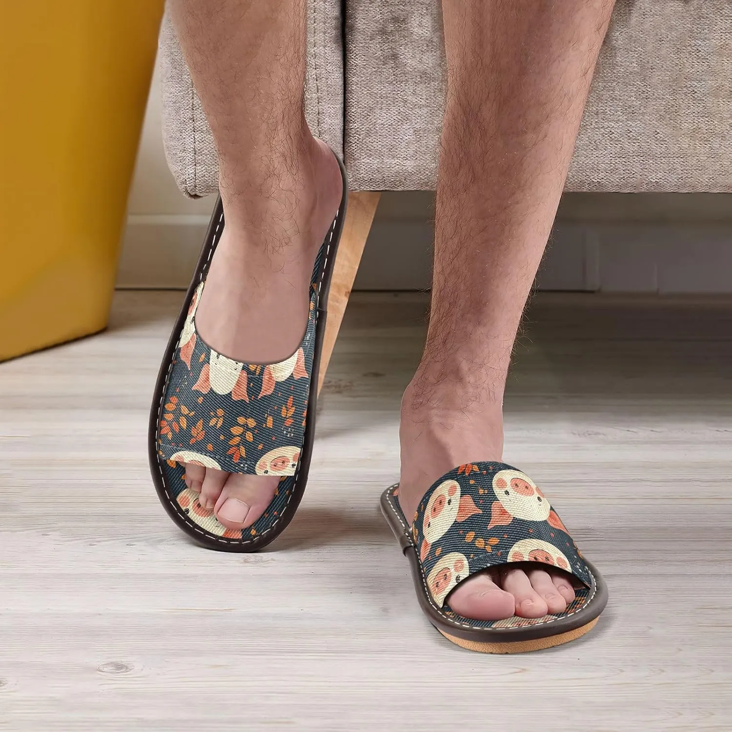 Yuiboo Little Pig Face Leafs Women Men's Bathroom Shower Slippers Portable Anti-slip Sandals for Hotel Hotel Beach